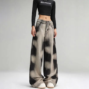 Grunge Sprayed Jeans