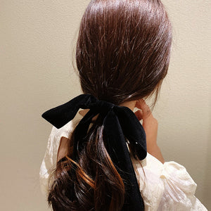 Old Money Velvet Hair Bow