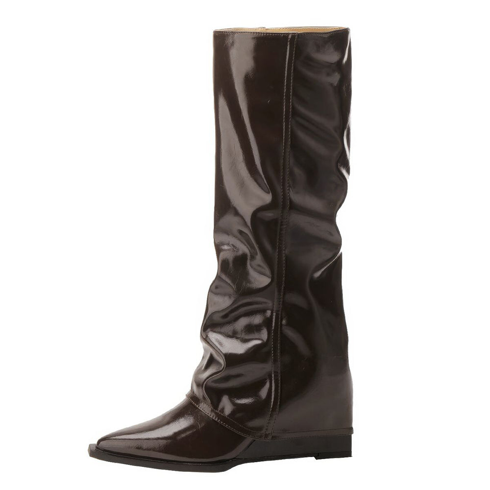 Pointed-Toe Boots with Wide Calf